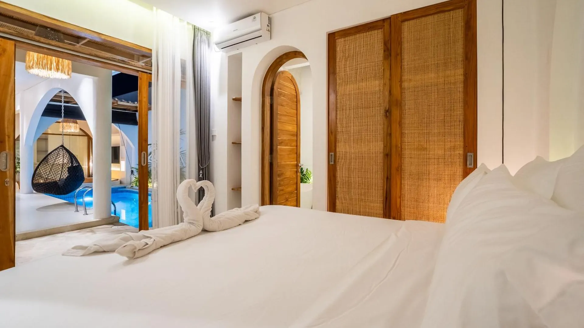 La Feliz Villa Seminyak