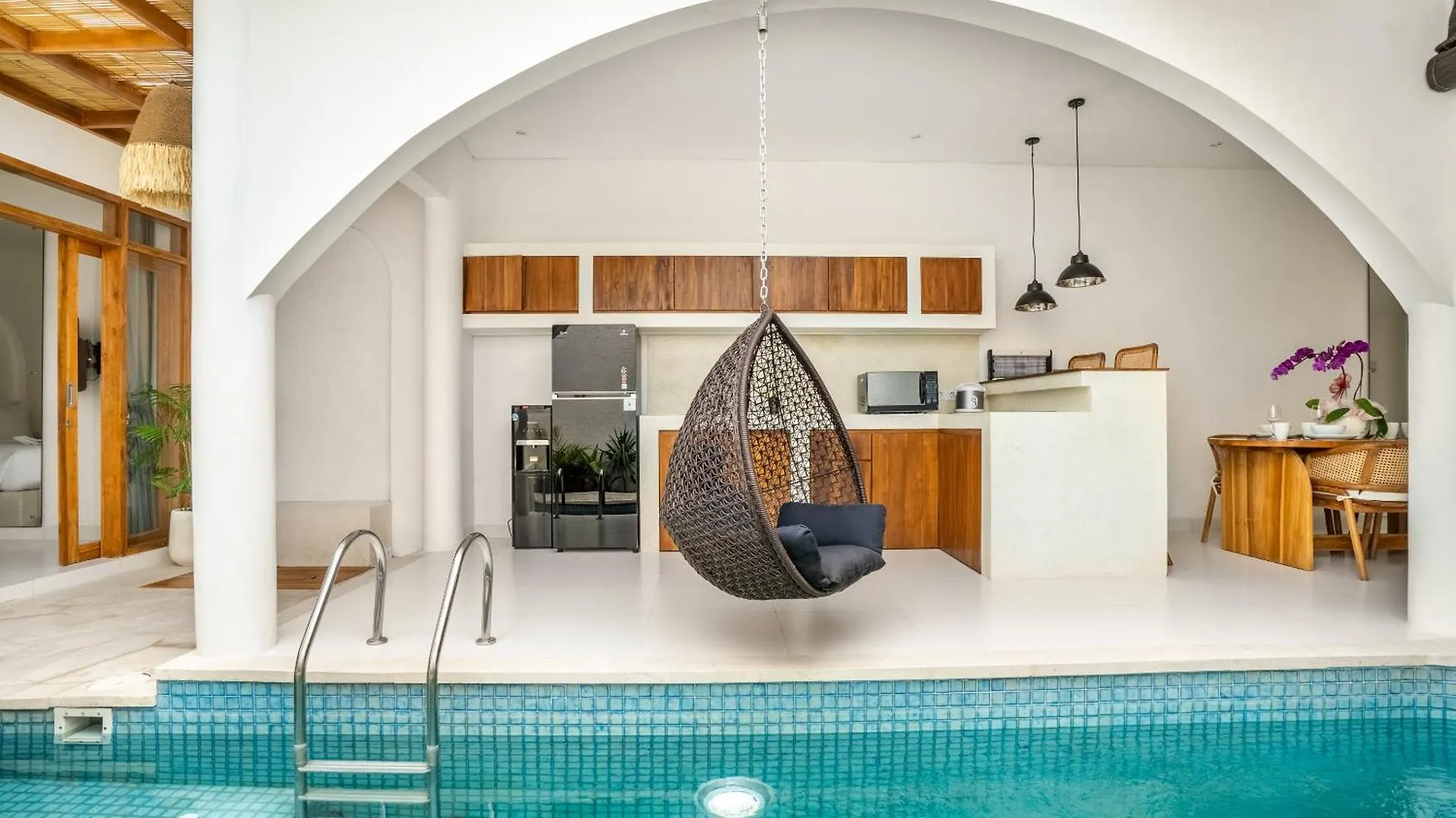 La Feliz Villa Seminyak